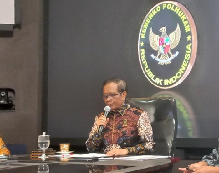 mahfud-md-selaku-ketua-tim-pengarah-penyelesaian-non-yudisial-pelanggaran-ham-berat.jpg