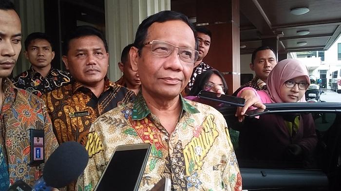 mahfud-md-setelah-rapat-soal-laut-china-selatan.jpg