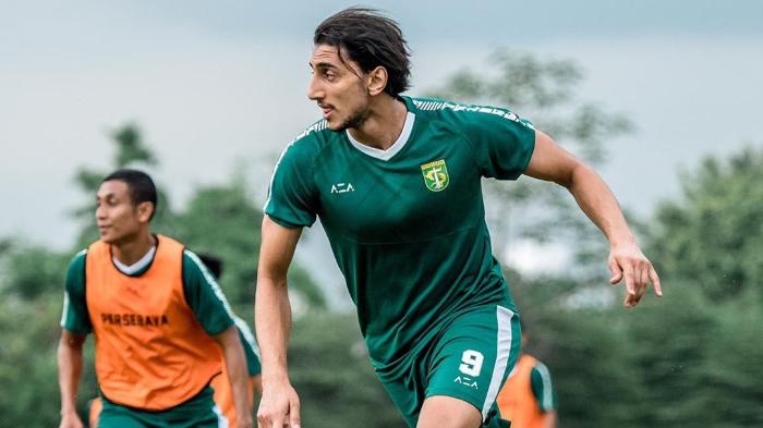 mahmoud-eid-saat-melakukan-latihan-bersama-persebaya-surabaya-pada-23-januari-2020.jpg