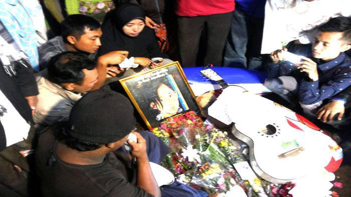 makam-angeline-di-glenmore-banyuwangi-jawa-timur_20150619_110006.jpg