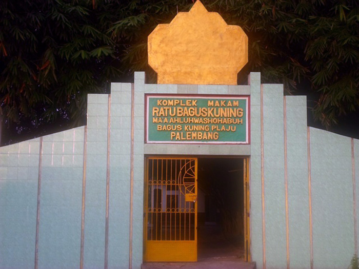 makam-ratu-bagus-kuning_20150625_011000.jpg