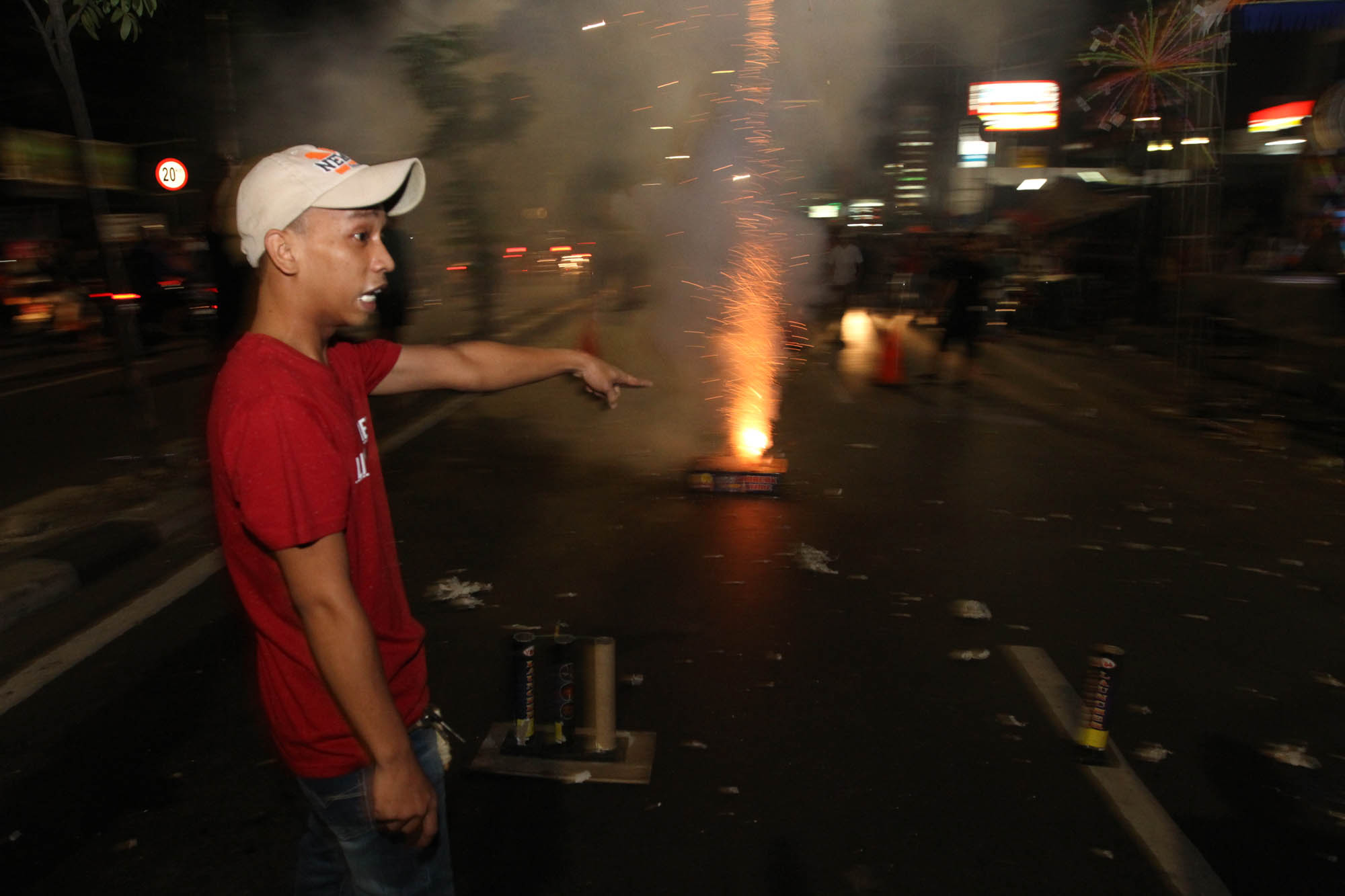 malam-takbiran-di-jakarta_20180614_225317.jpg