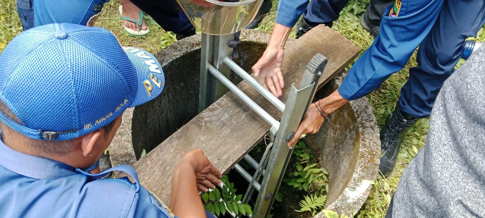 Terjebak di Dasar Sumur, Maling di Ciamis Dievakuasi Damkar, Ternyata Buronan Polisi