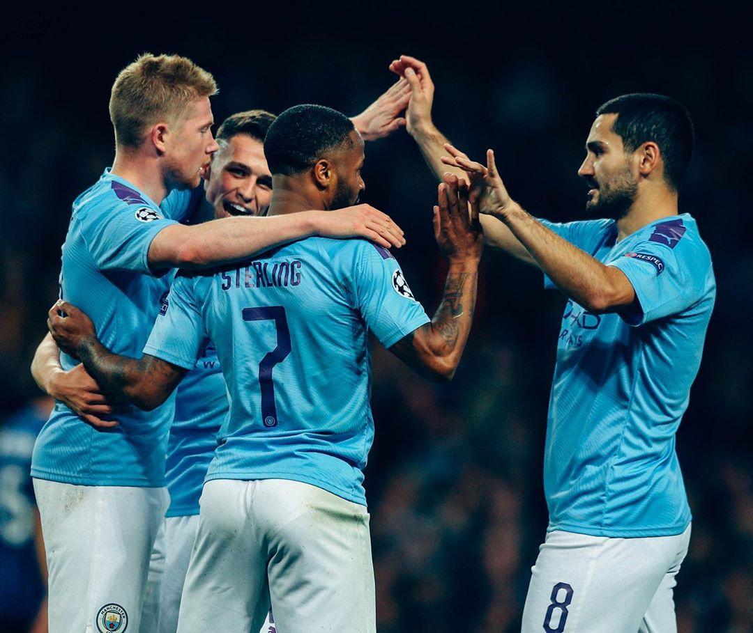 manchester-city-merayakan-gol.jpg