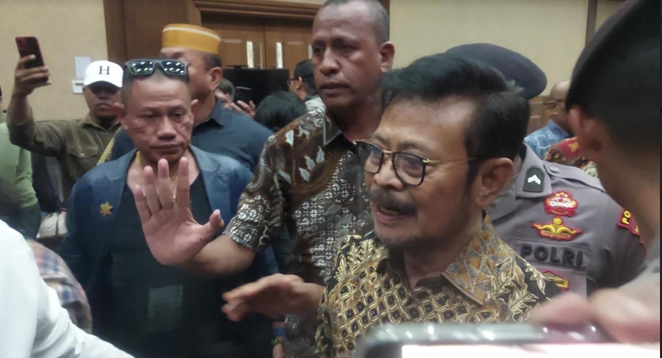 mantan-menteri-pertanian-syahrul-yasin-llllll.jpg