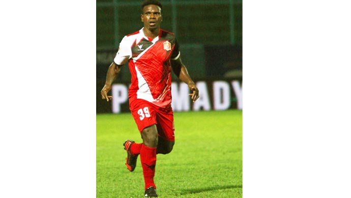 mantan-ujung-tombak-persebaya-surabaya-dan-persijap-jepara-cornelius-kaimu_20150110_054554.jpg