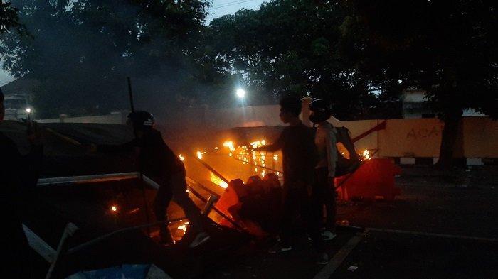 Jurnalis Alami Kekerasan dan Intervensi saat Bertugas Meliput Demo Sepanjang 25-30 Agustus 2025