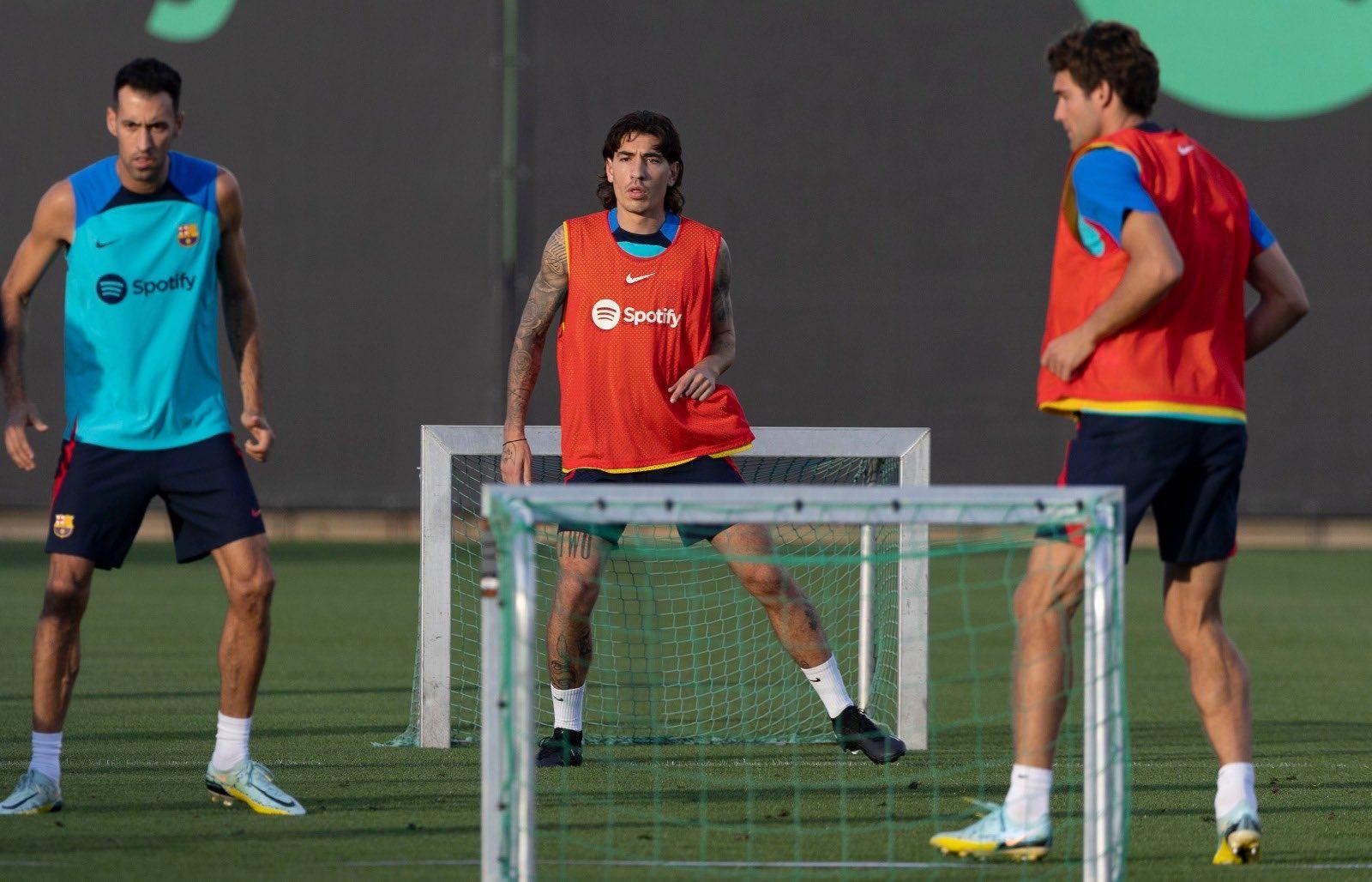 marcos-alonso-dan-hector-bellerin.jpg