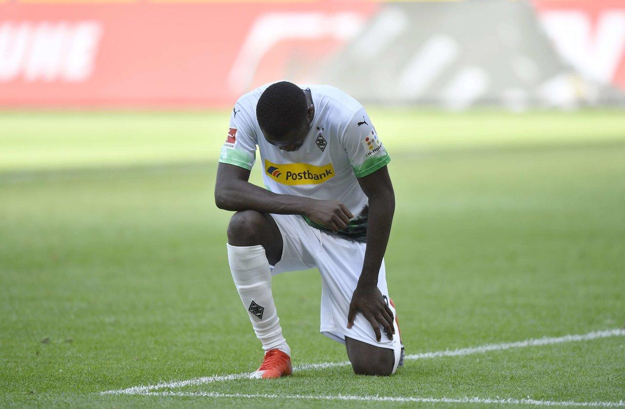 marcus-thuram-beri-penghormatan-atas-kematian-george-floyd.jpg