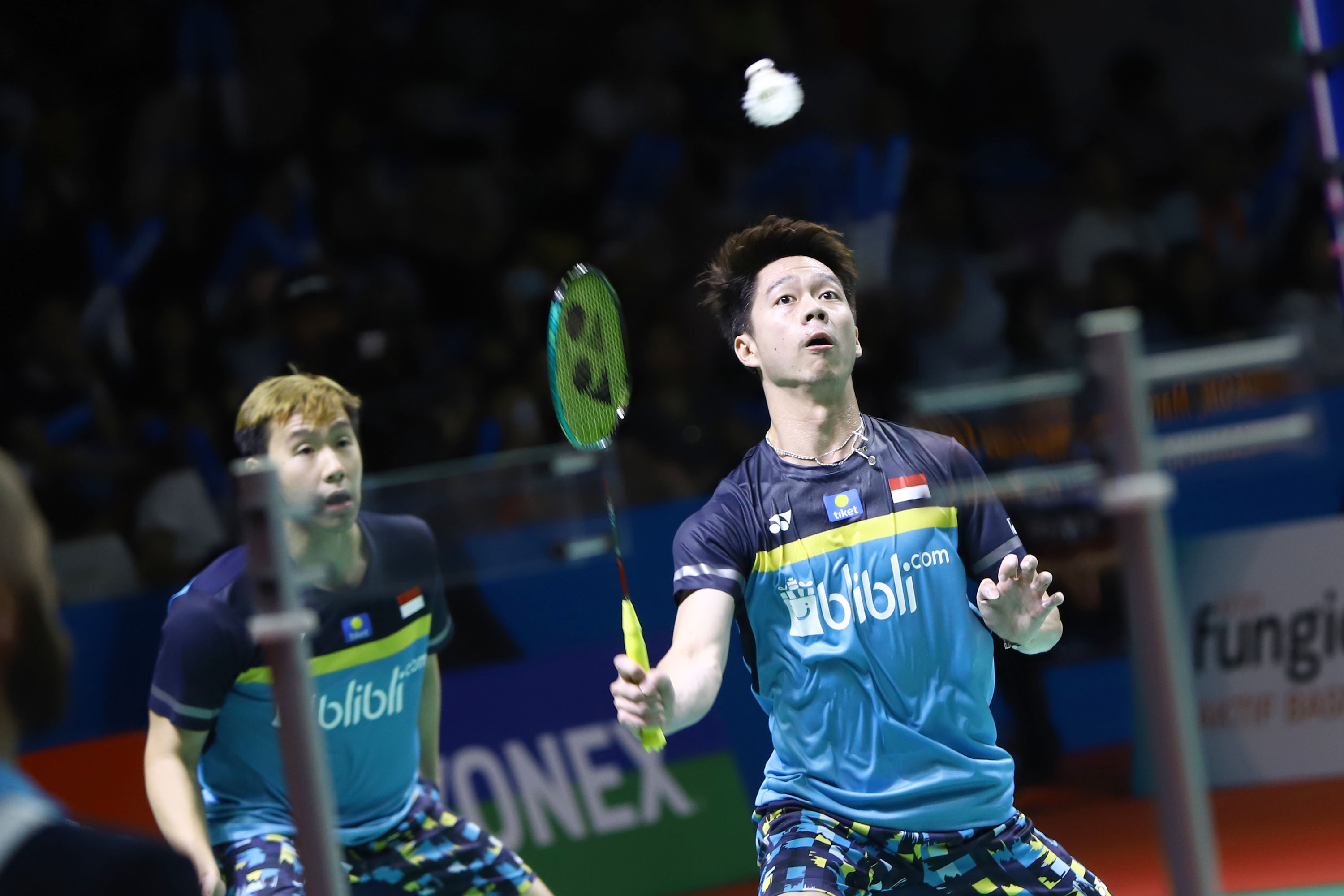 marcuskevin-melaju-ke-semifinal-indonesia-open-2019_20190719_225153.jpg
