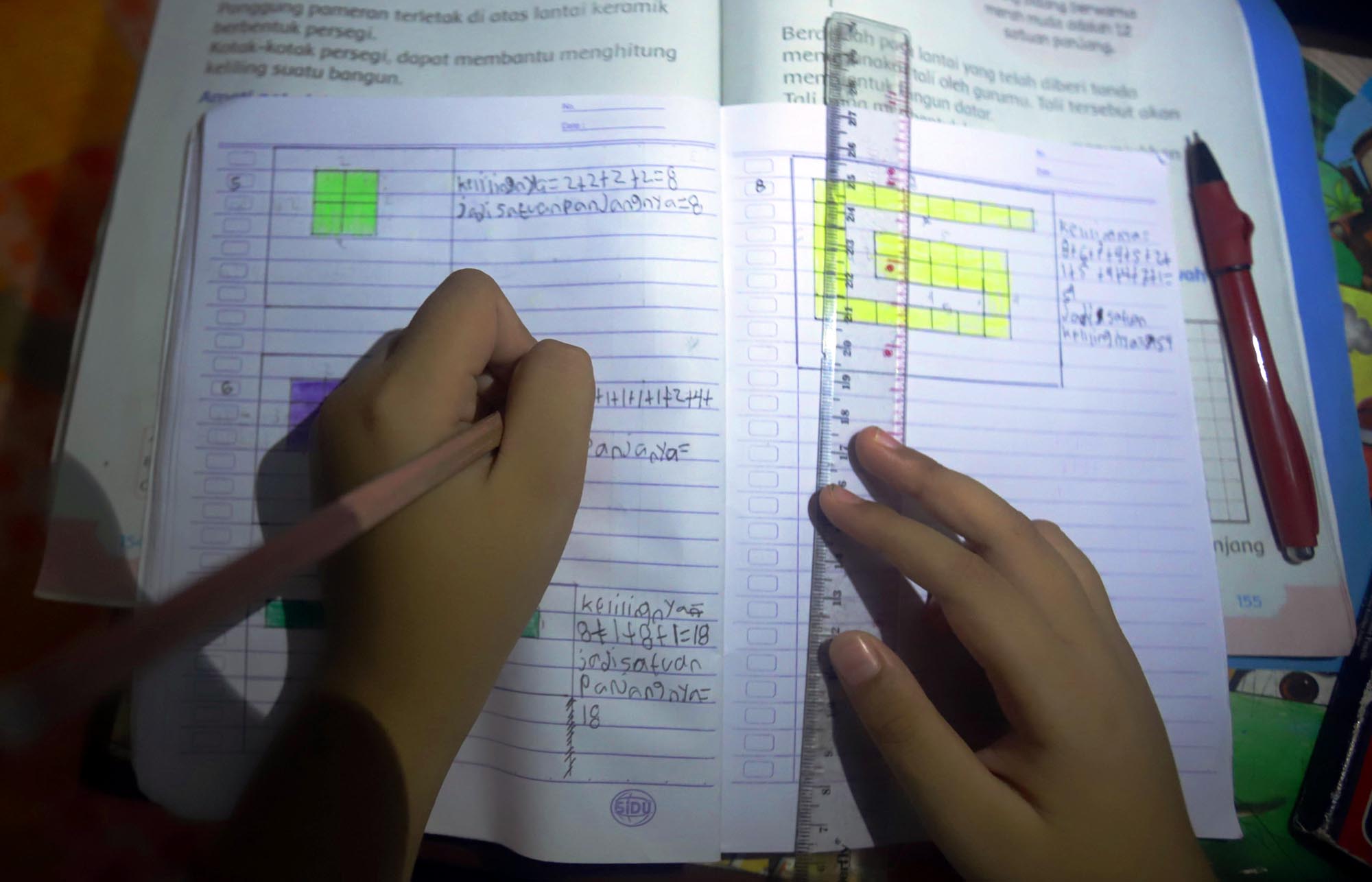 masa-siswa-belajar-di-rumah-diperpanjang_20200331_183156.jpg