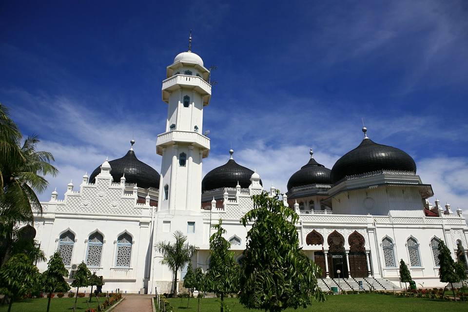 masjid-baiturrahman_20160923_094701.jpg