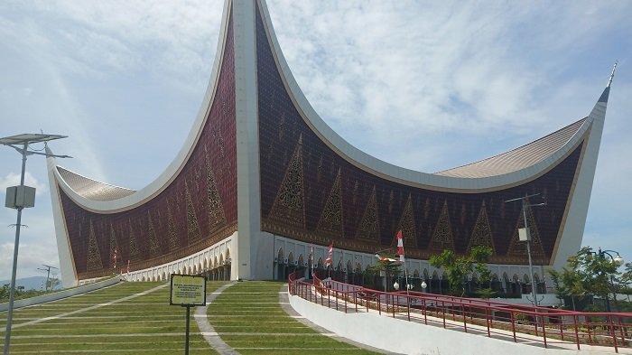 Prakiraan Cuaca Sumatra Selasa, 14 April 2026: Didominasi Hujan