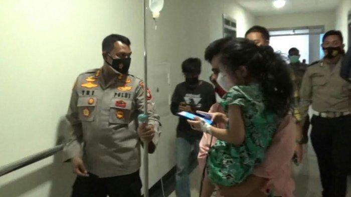 mata-bocah-dilukai-orangtua.jpg