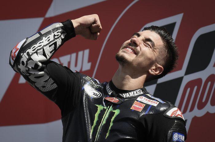 maverick-vinales-perpanjang-dua-tahun-kontrak-dengan-yamaha-hingga-motogp-2022.jpg
