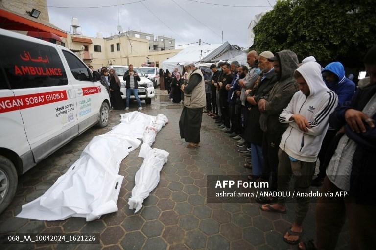 mayat-warga-palestina-yang-tewas-dalam-serangan-israel.jpg