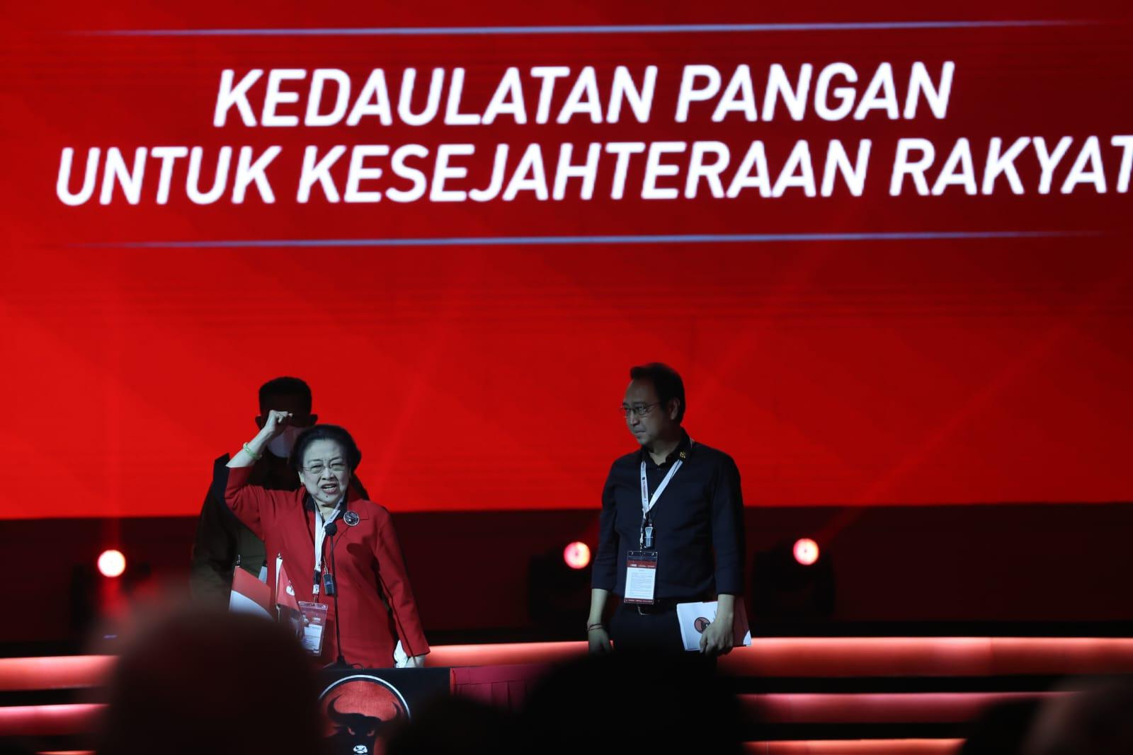 megawati-soekarnoputri-di-rakernas-pdip-290-923.jpg