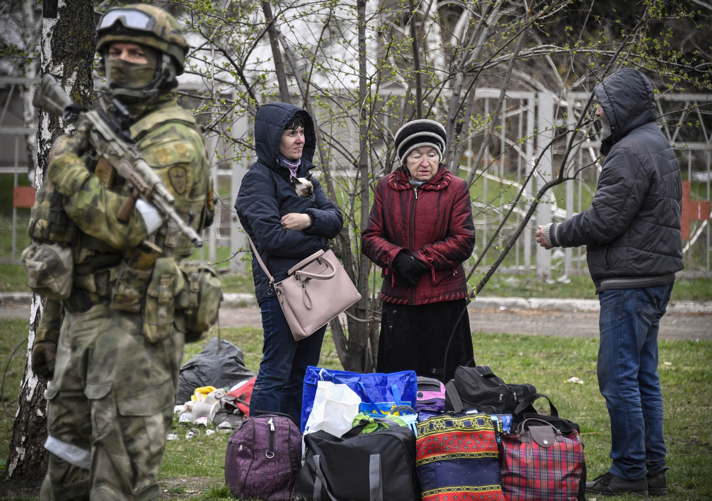 melihat-kota-mariupol-yang-diklaim-rusia-telah-dikuasai_20220414_113518.jpg