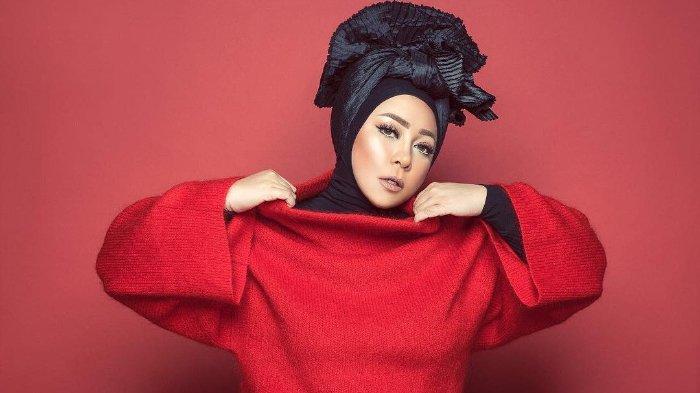 melly-goeslaw4.jpg