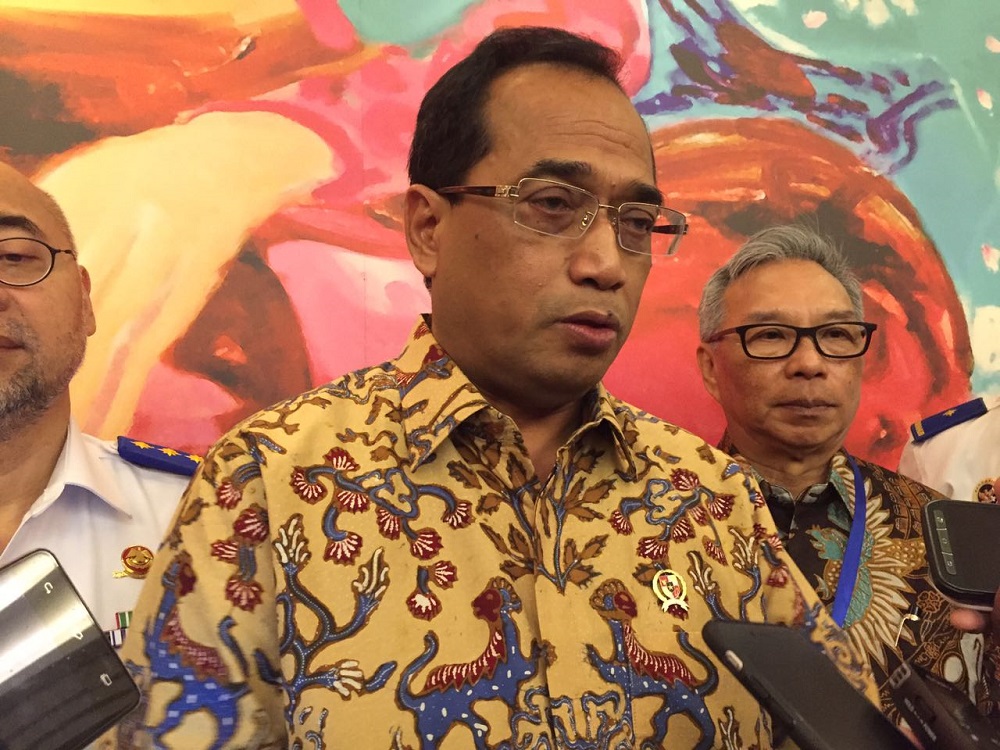menhub-budi-karya-sumadi_20180214_164154.jpg