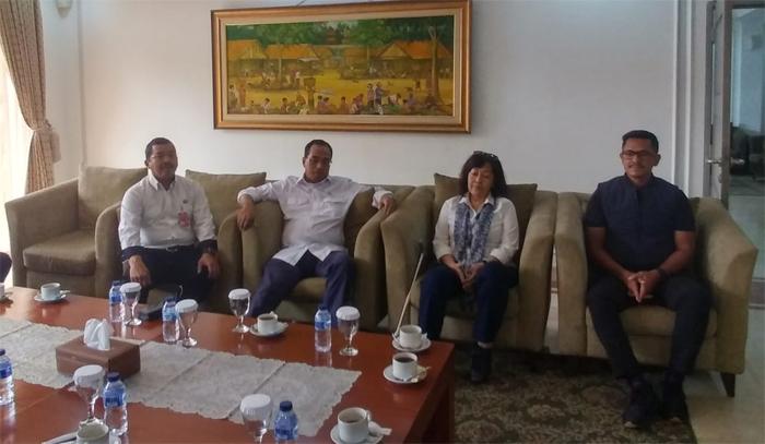 menhub-budi-karya-tinjau-merak.jpg
