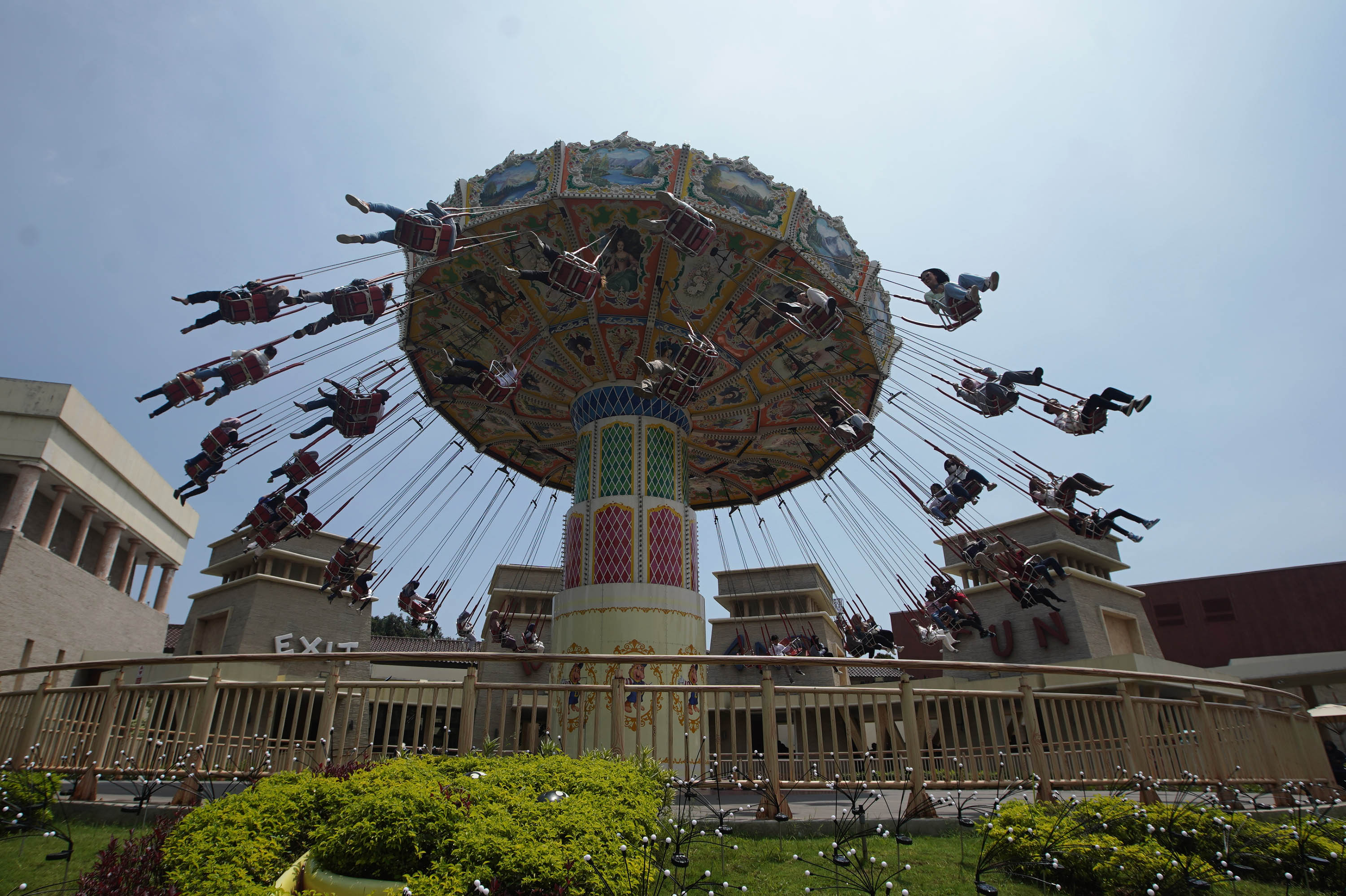 menikmati-libur-lebaran-dengan-berkunjung-ke-dufan_20240413_211936.jpg