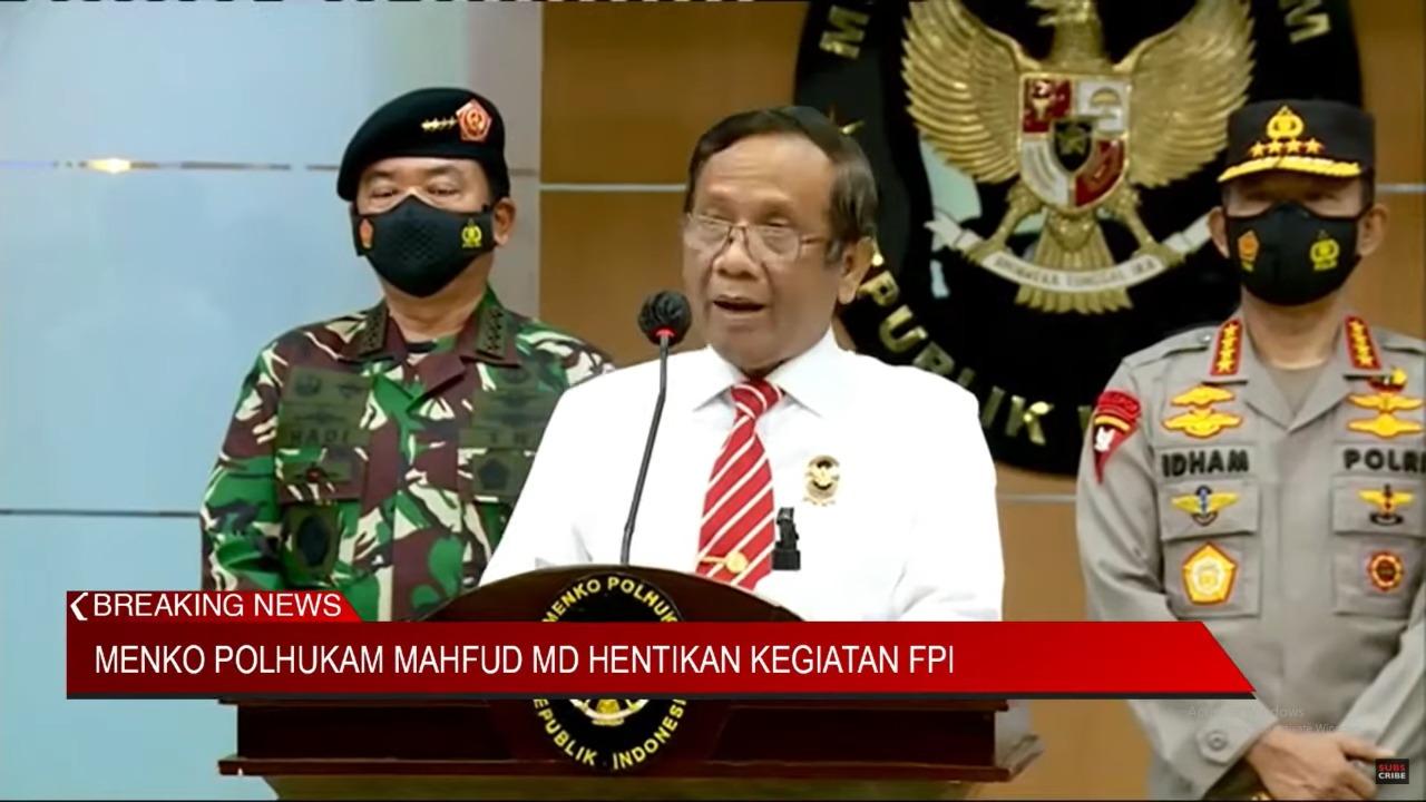 menko-polhukam-mahfud-md-saat-konfrensi-pers-penghentian-kegiatan-fpi.jpg