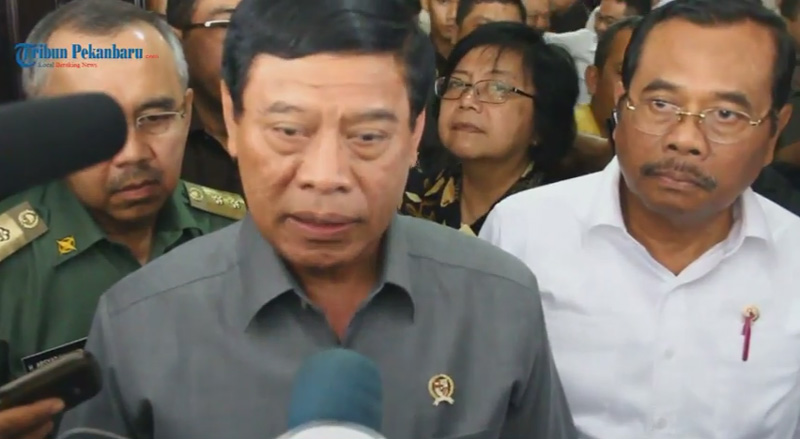 menko-polhukam-turun-tangan-atasi-konflik-lahan-dan-hutan-di-riau_20150615_194639.jpg
