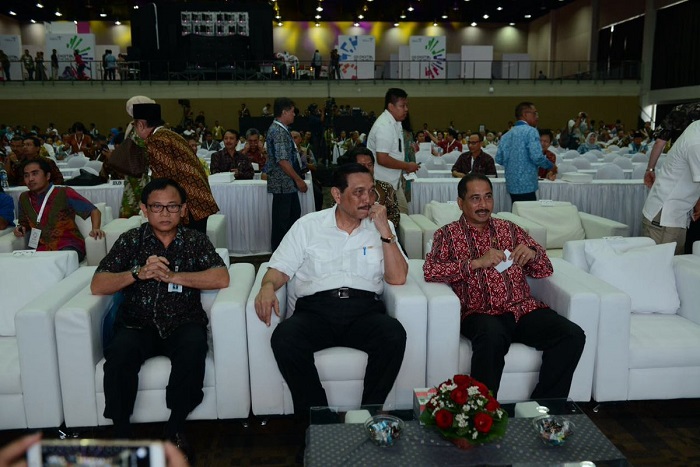 menkomar-luhut-b-panjaitan_20160916_143255.jpg