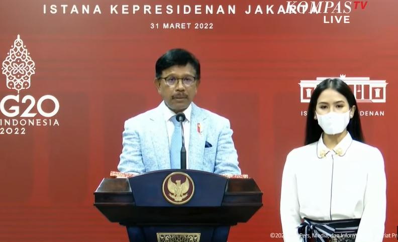 menkominfo-johnny-g-plate-dan-penunjukkan-maudy-ayunda.jpg