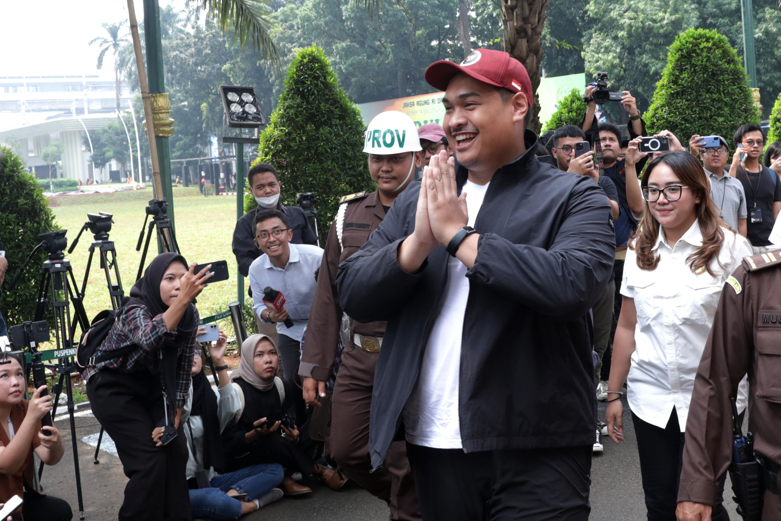 menpora-dito-ariotedjo-diperiksa-kejagung_20230703_133705.jpg