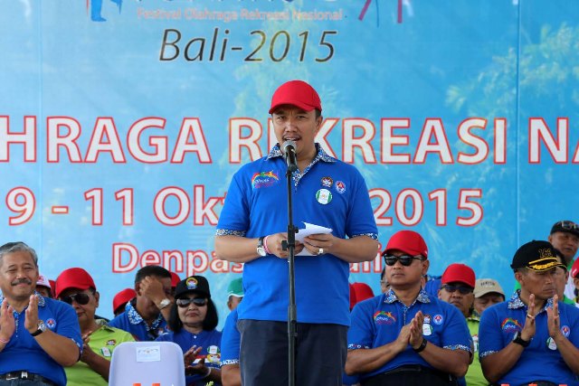 menpora-imam-nahrawi-dibali_20151010_182013.jpg