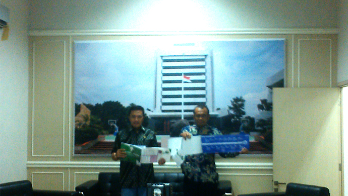 menpora-imam-nahrawi-tim-transisi_20150508_210709.jpg