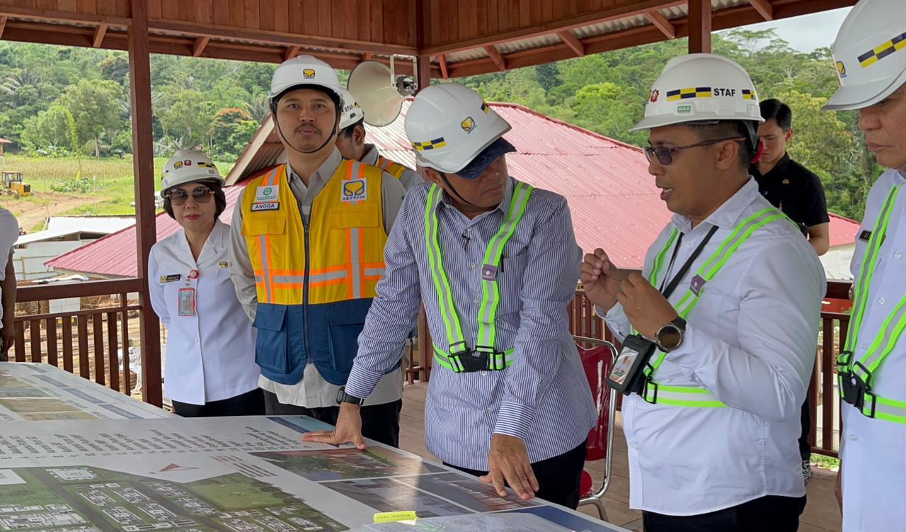 Mensesneg Tinjau Pembangunan Sekolah Rakyat di Minahasa, Pengerjaan Proyek Dipastikan Tepat Waktu