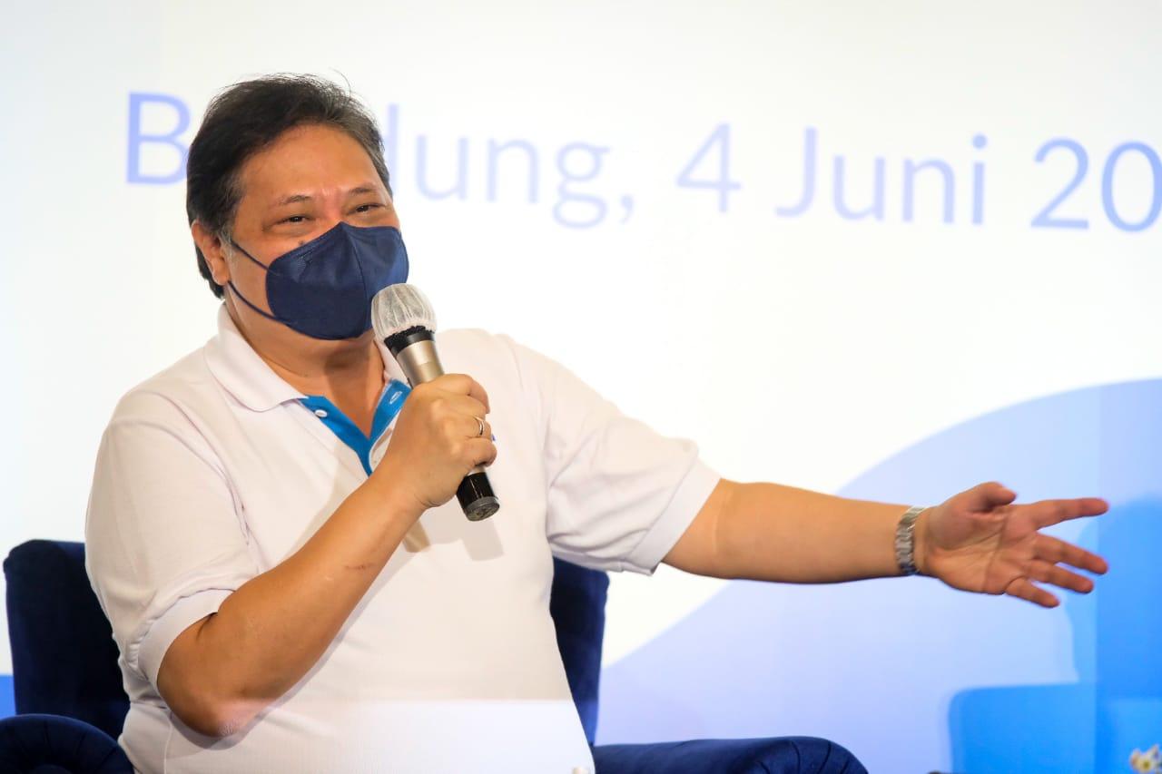 menteri-koordinator-bidang-perekonomian-airlangga-hartarto-dalam-ta.jpg
