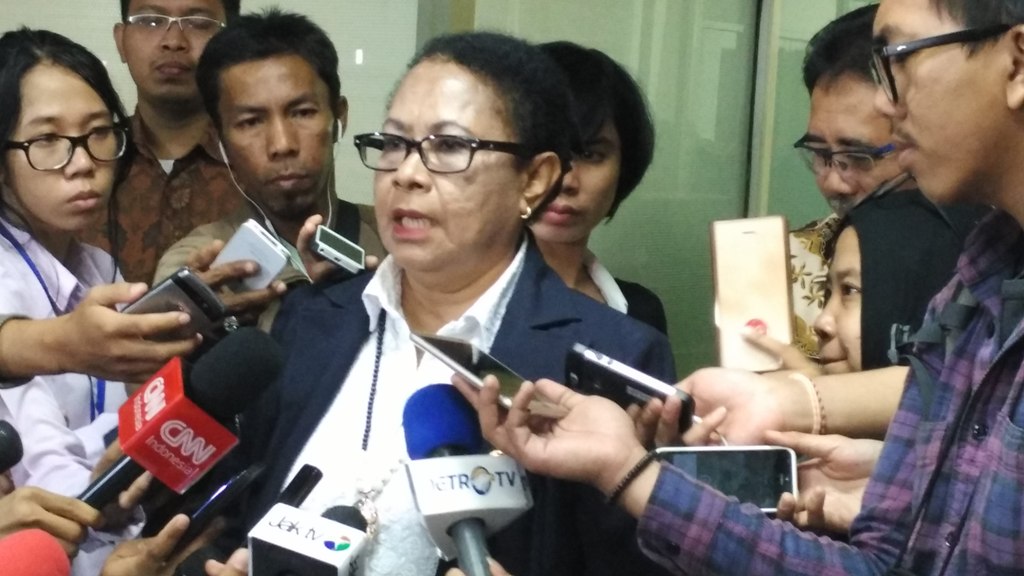 menteri-pemberdayaan-perempuan-dan-perlindungan-anak-yohana-yambise_20160901_161658.jpg
