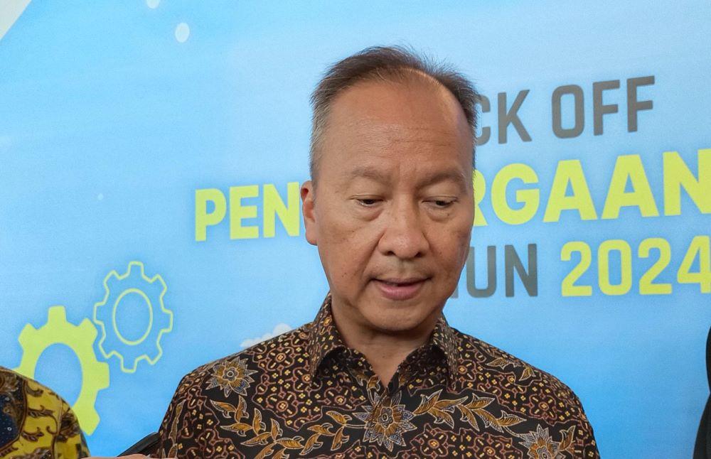 menteri-perindustrian-agus-gumiwang-kartasasmita-usia-membuka-agenda-kick-off.jpg