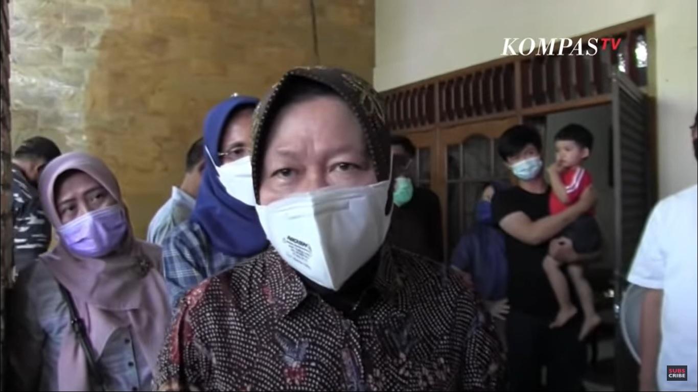 menteri-sosial-tri-rismaharini-1jjj.jpg