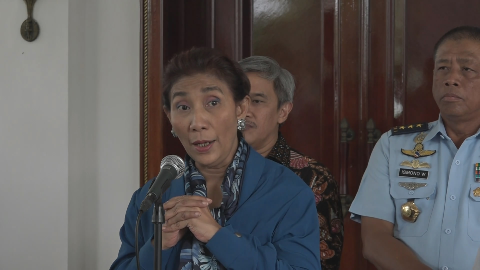 menteri-susi-pudjiastuti-beri-sambutan-di-acara-mou_20160524_145929.jpg