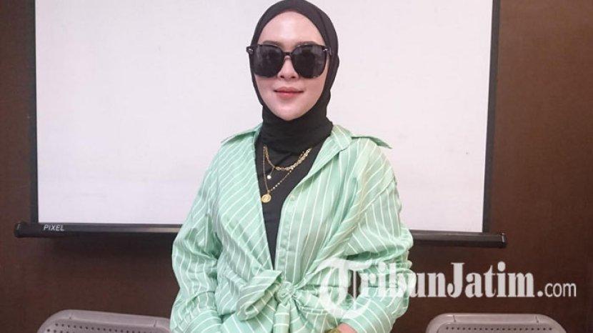 meylisa-zaara-terungkap-enam-tahun-silam-suami-meylisa-zaara-rk.jpg