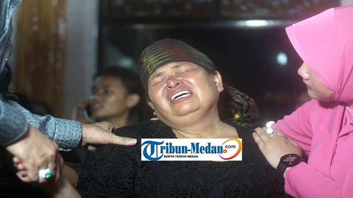 mianna-boru-manalu-istri-ipda-anumerta-martua-sigalingging_20180518_143419.jpg