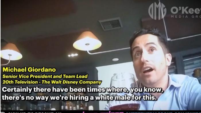 michael-giordano-blakan-mengungkap-praktik-rasisme-di-disney.jpg