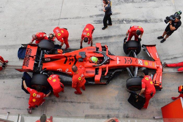 mick-schumacher-tes-mobil-f1-ferrari.jpg