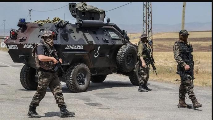 militer-turki-memerangi-kurdistan.jpg