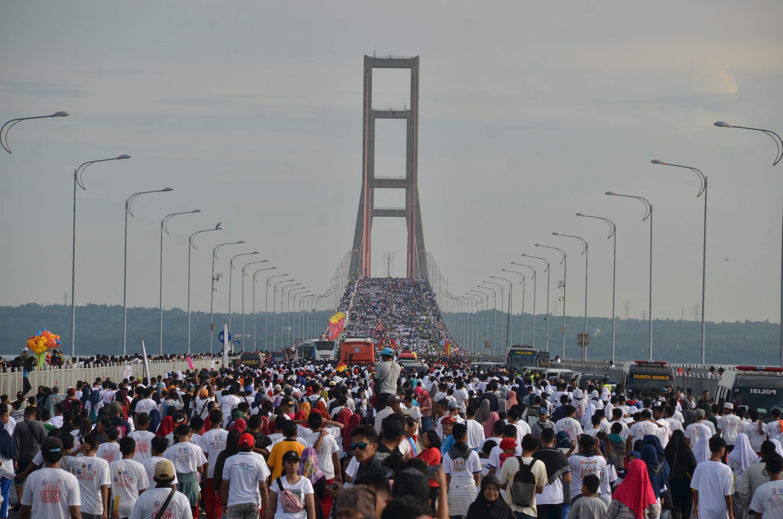 millenial-road-safety-festival-jembatan-suramadu_20190318_184642.jpg