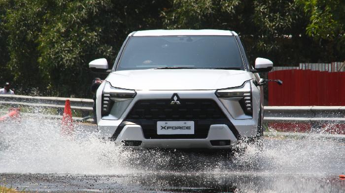 Kupas Tuntas Kenyamanan Berkendara Mitsubishi XFORCE, Piawai di Berbagai Kondisi Jalanan Indonesia