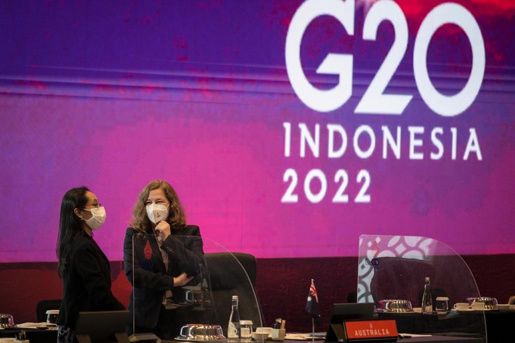 mobil-listrik-indonesia-untuk-ktt-g20.jpg
