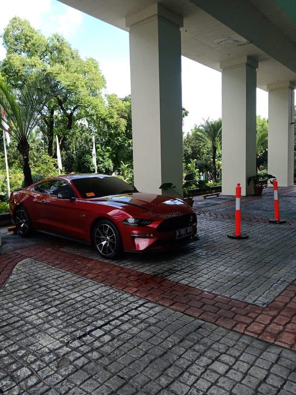 mobil-sport-pelat-nomor-khusus-tni-ad-nih3.jpg