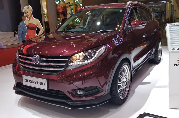 modifikasi-glory-580-bergaya-elegan-di-giias-2018_20180806_093348.jpg