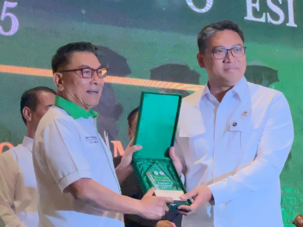 Oqituvchi porno videolar Starcraft 2 jinsiy aloqa